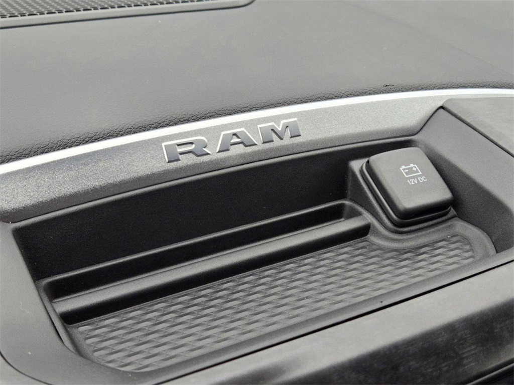 2024 Ram 2500 Big Horn photo 37