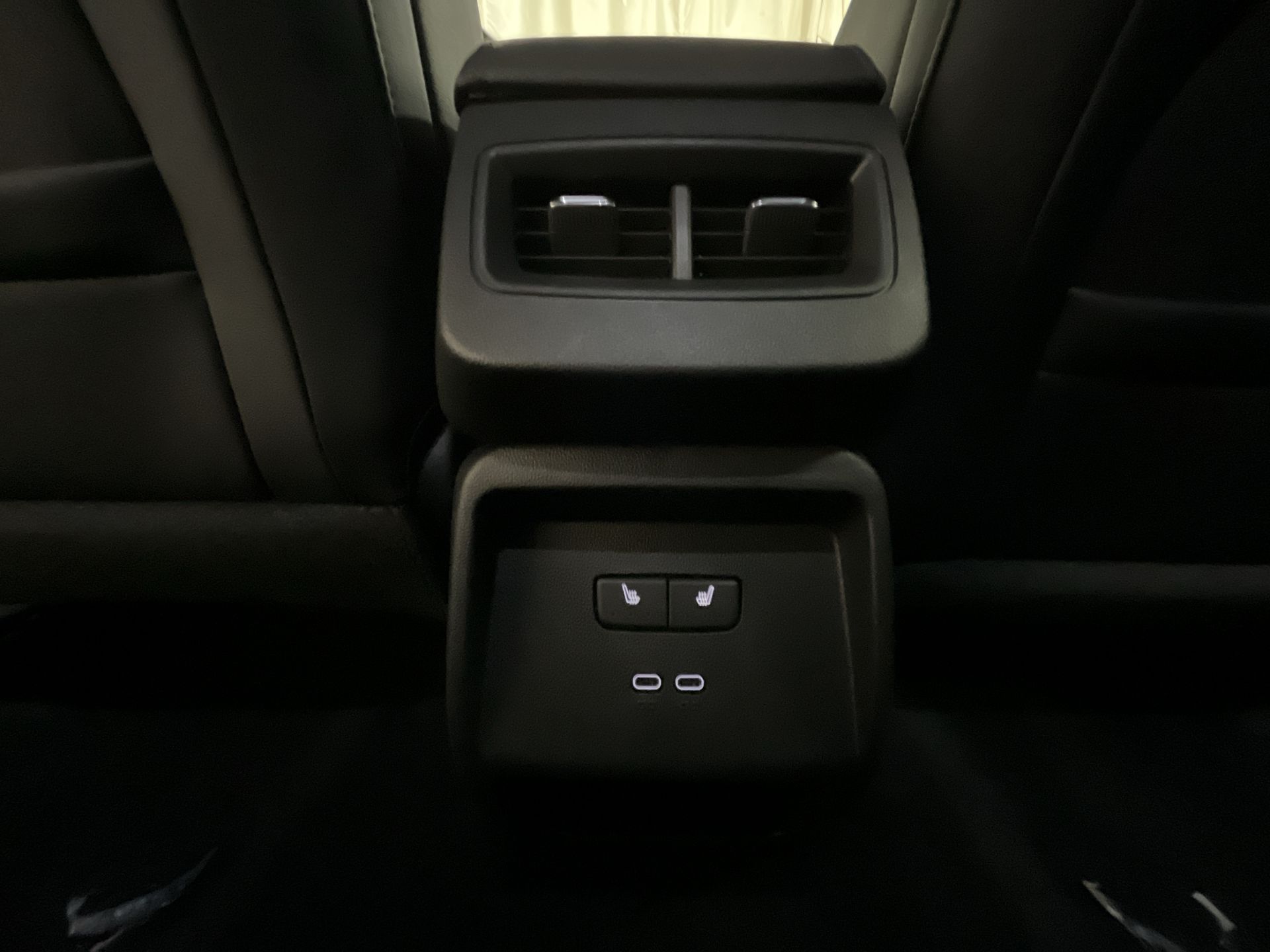 2025 Chevrolet Equinox EV 1LT photo 18