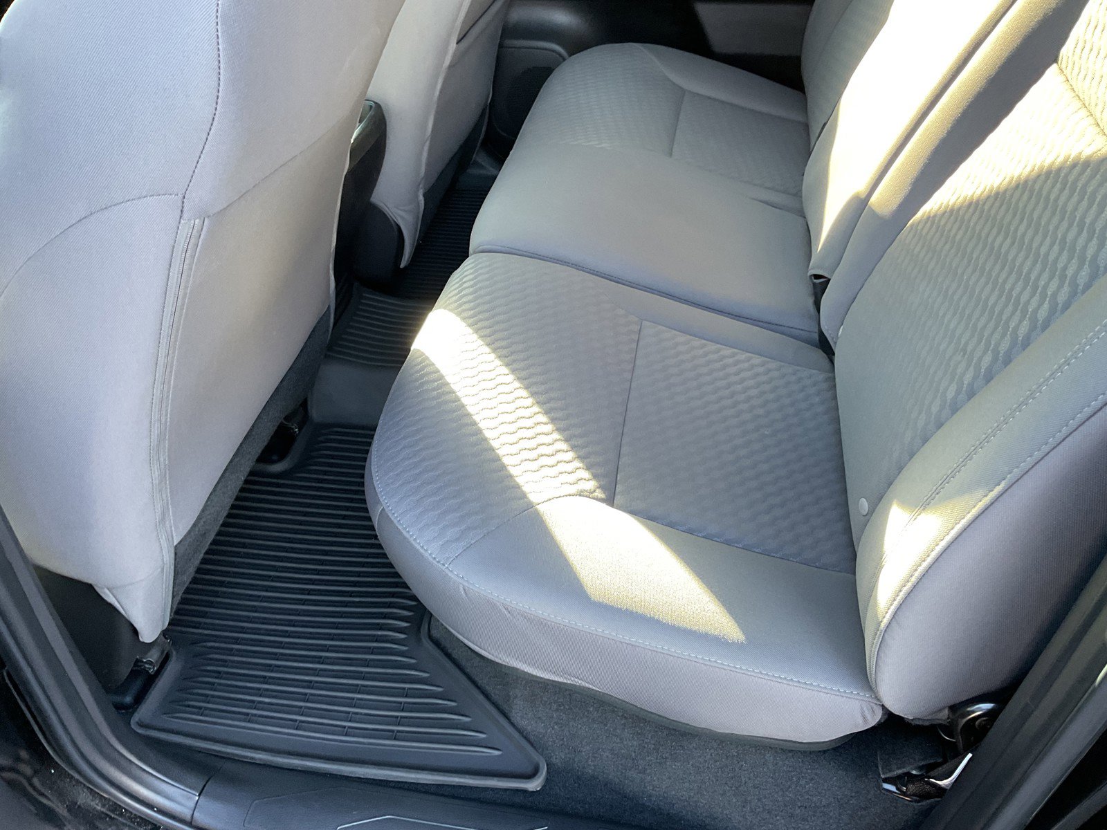 2023 Toyota Tacoma SR5 photo 21