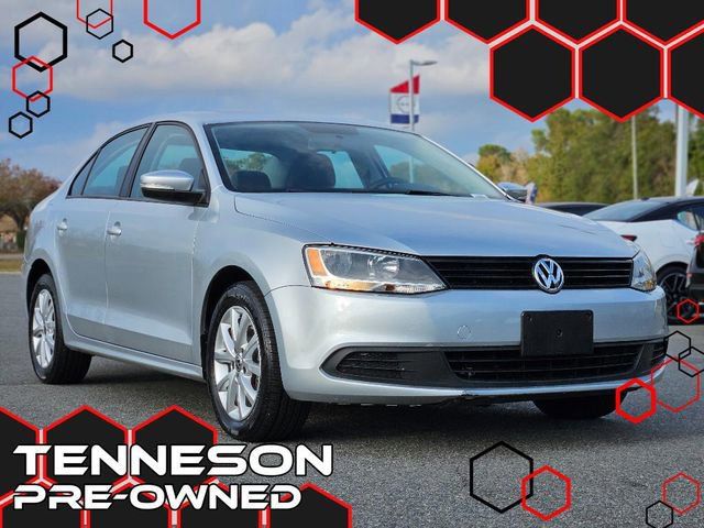 2011 Volkswagen Jetta SE w/Convenience's photo