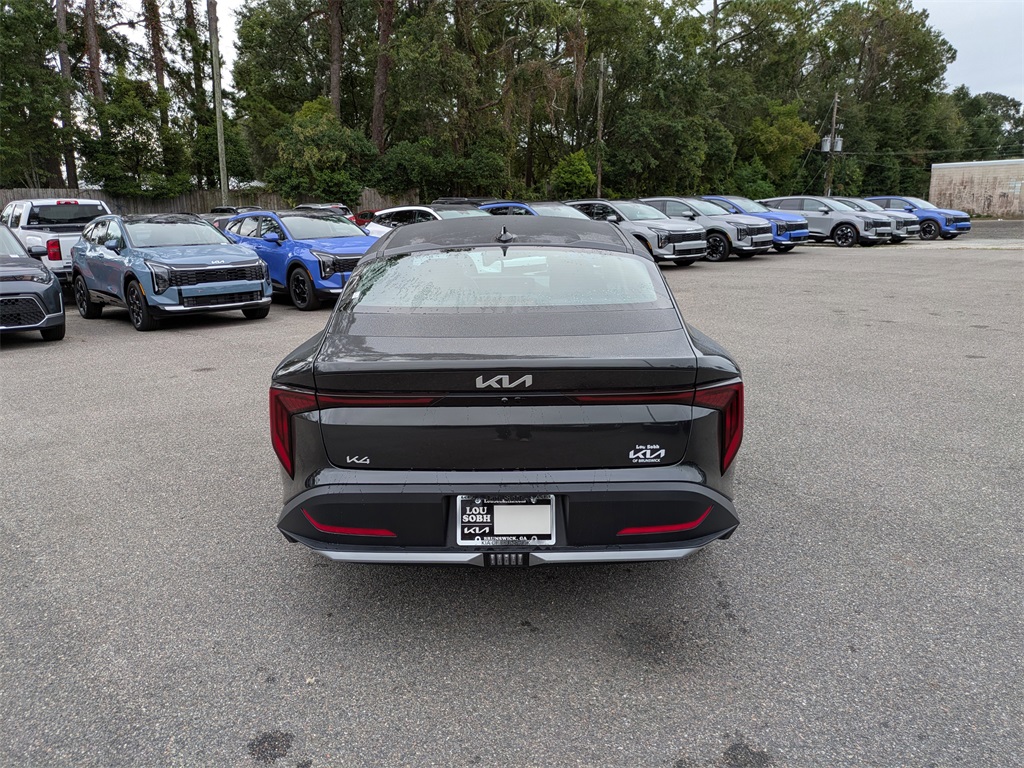2025 Kia K4 LXS photo 4