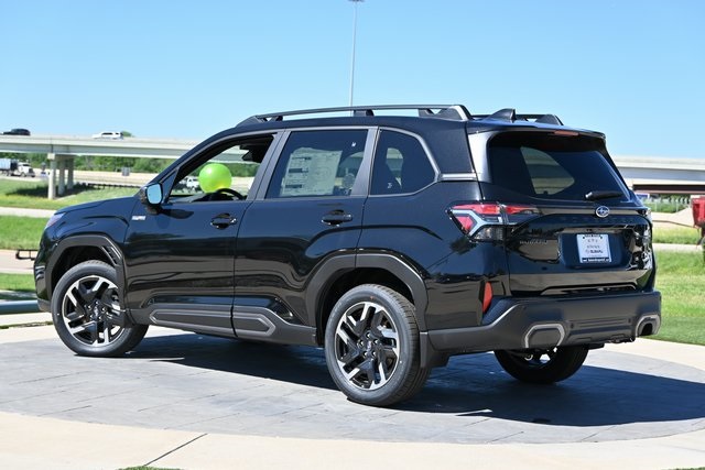 2025 Subaru Forester Limited photo 5