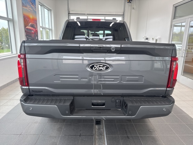 2025 Ford F-150 XLT photo 10
