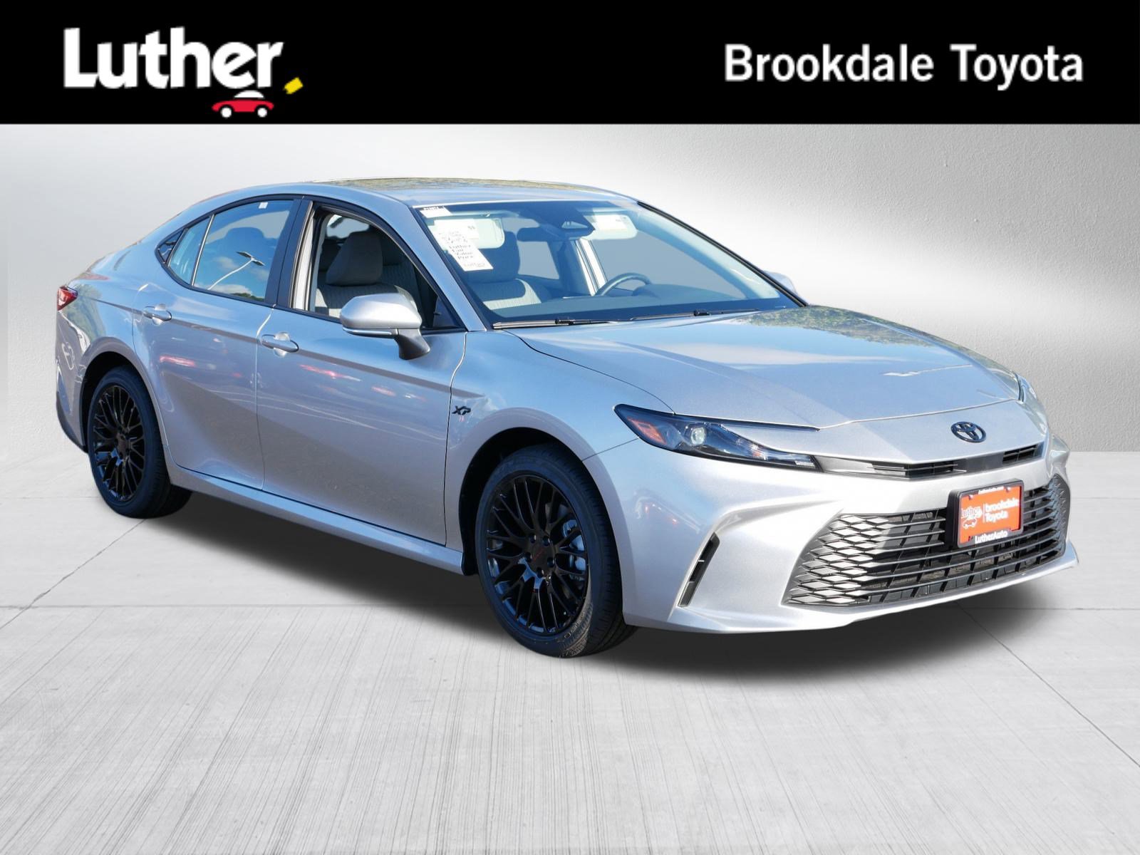 2026 Toyota Camry LE's photo