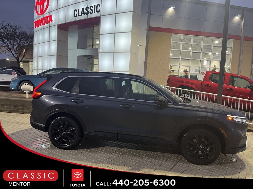 2023 Honda CR-V Sport Touring's photo