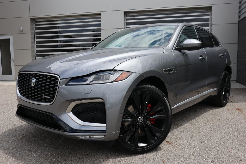 2025 Jaguar F-PACE R-Dynamic S's photo