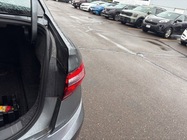 2021 Volkswagen Jetta S R-Line photo 18