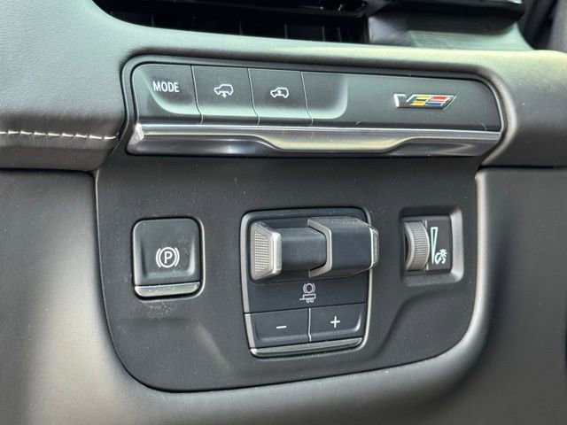 2024 Cadillac Escalade V-Series photo 21