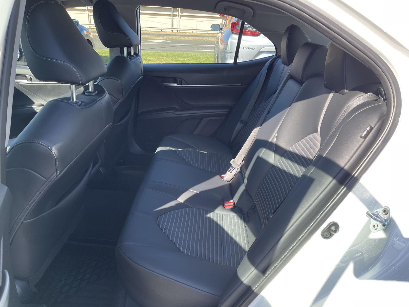 2024 Toyota Camry SE photo 11
