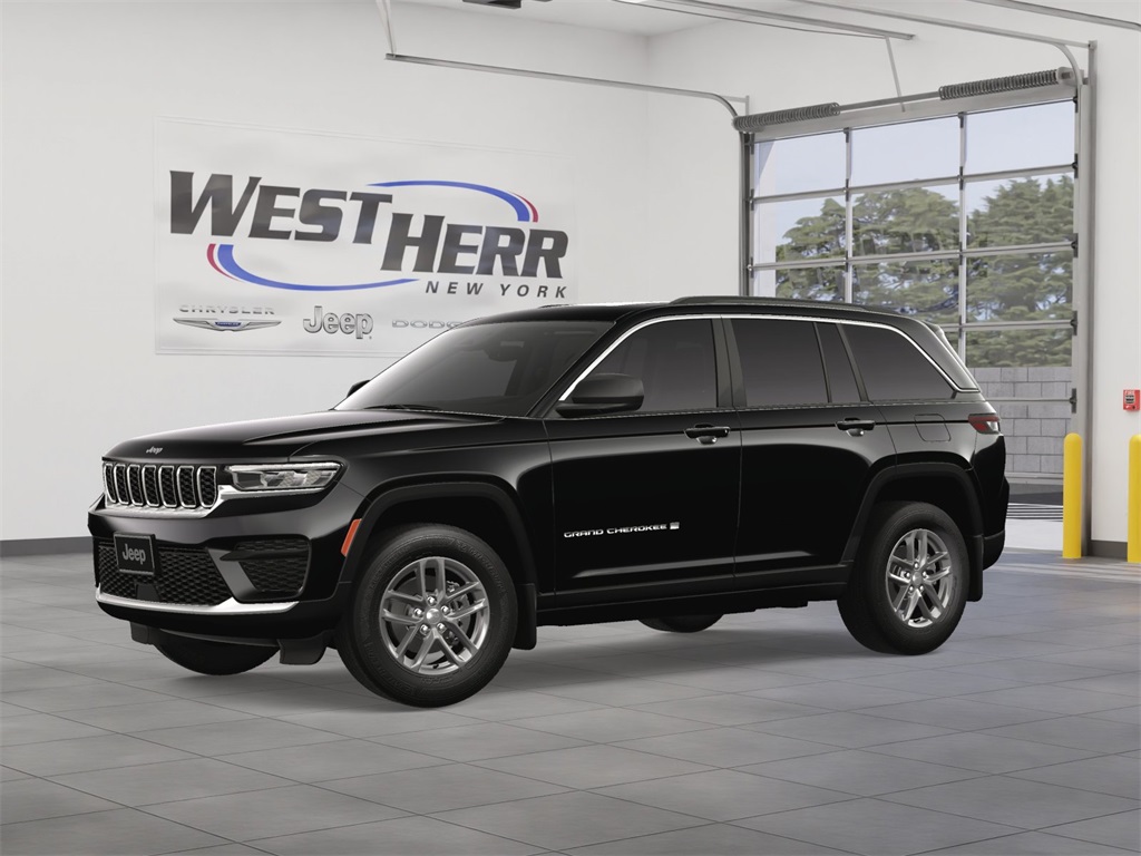 2025 Jeep Grand Cherokee Laredo photo 2