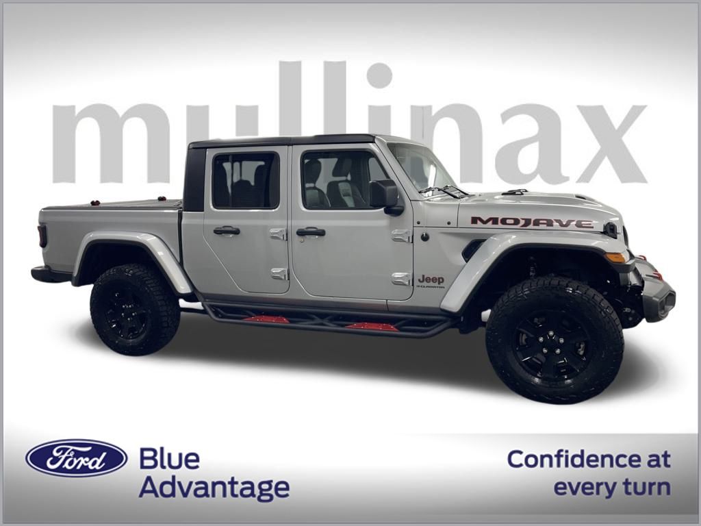 2023 Jeep Gladiator Mojave photo 2