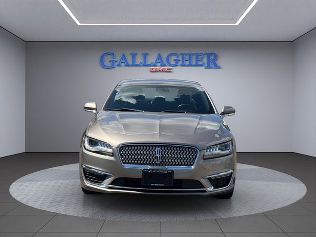 2020 Lincoln MKZ Standard photo 12