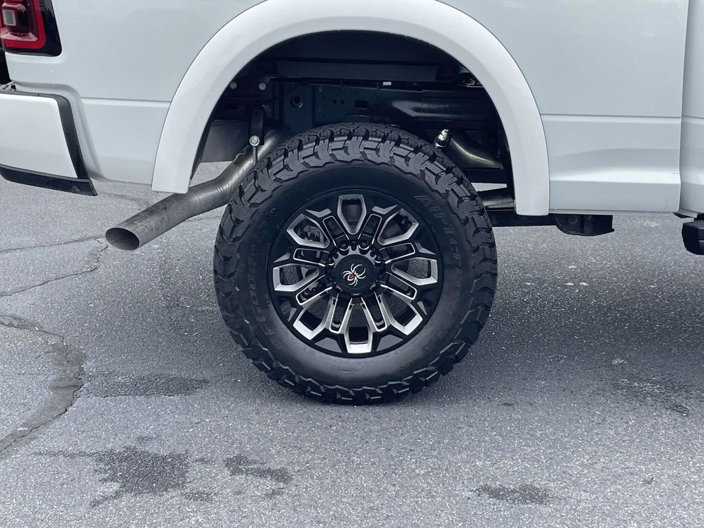 2025 Ram 2500 Big Horn photo 11