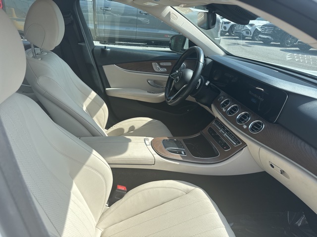2021 Mercedes Benz E 350 4MATIC photo 4