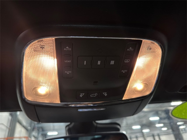 2020 Jeep Grand Cherokee High Altitude photo 37