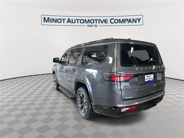 2023 Jeep Wagoneer Series III photo 2