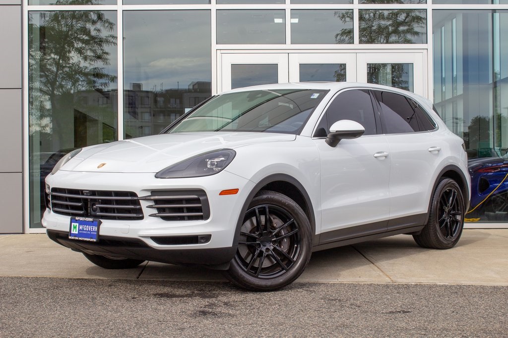 2023 Porsche Cayenne Base's photo