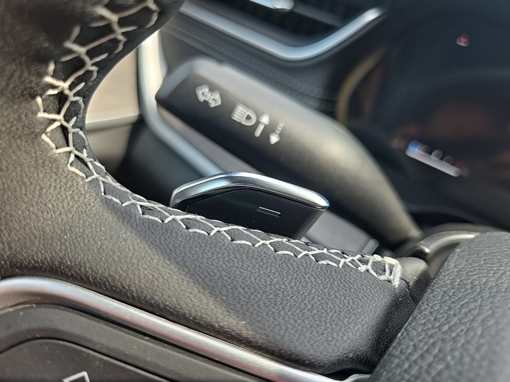 2025 Jeep Grand Cherokee Limited photo 40