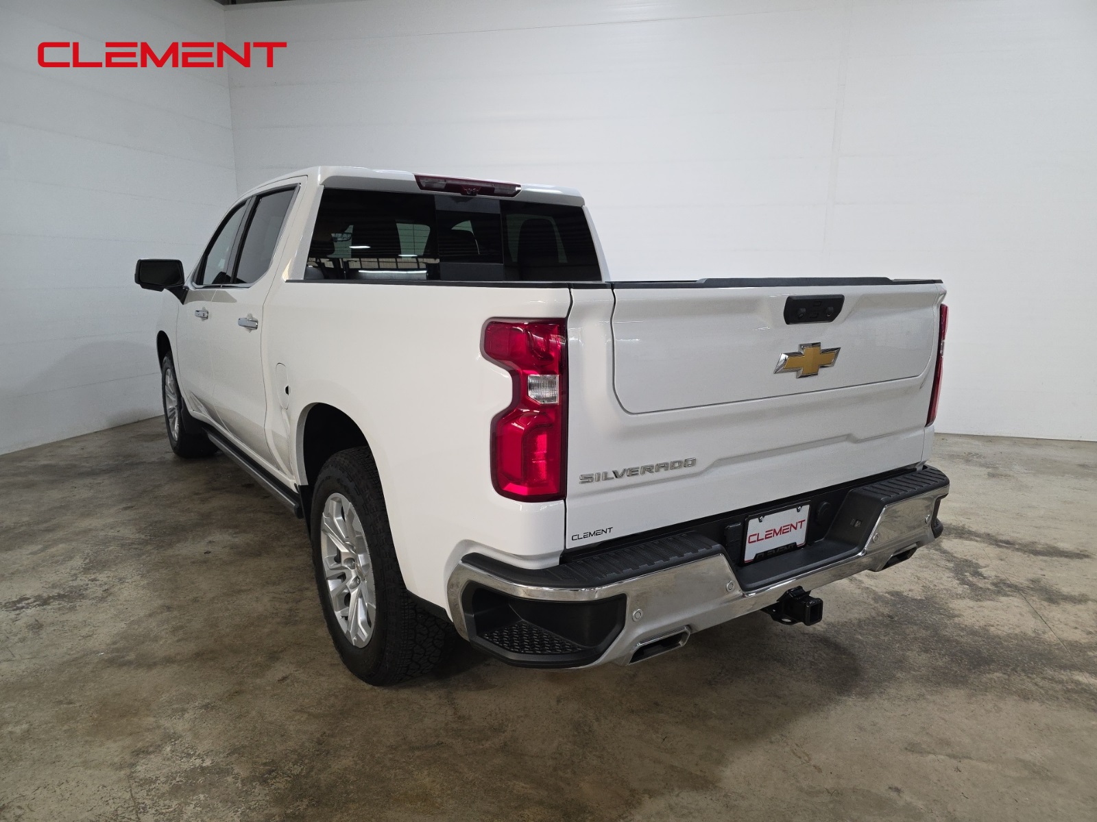 2024 Chevrolet Silverado 1500 LTZ photo 6