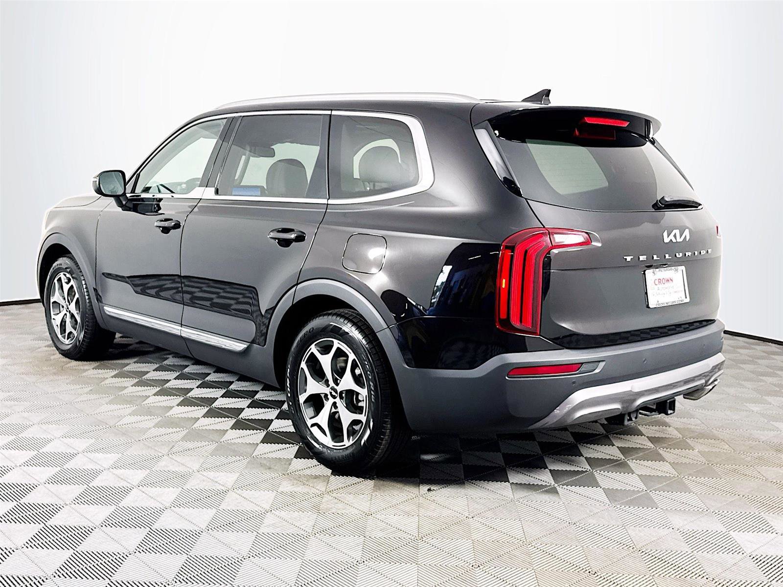 2022 Kia Telluride EX photo 5