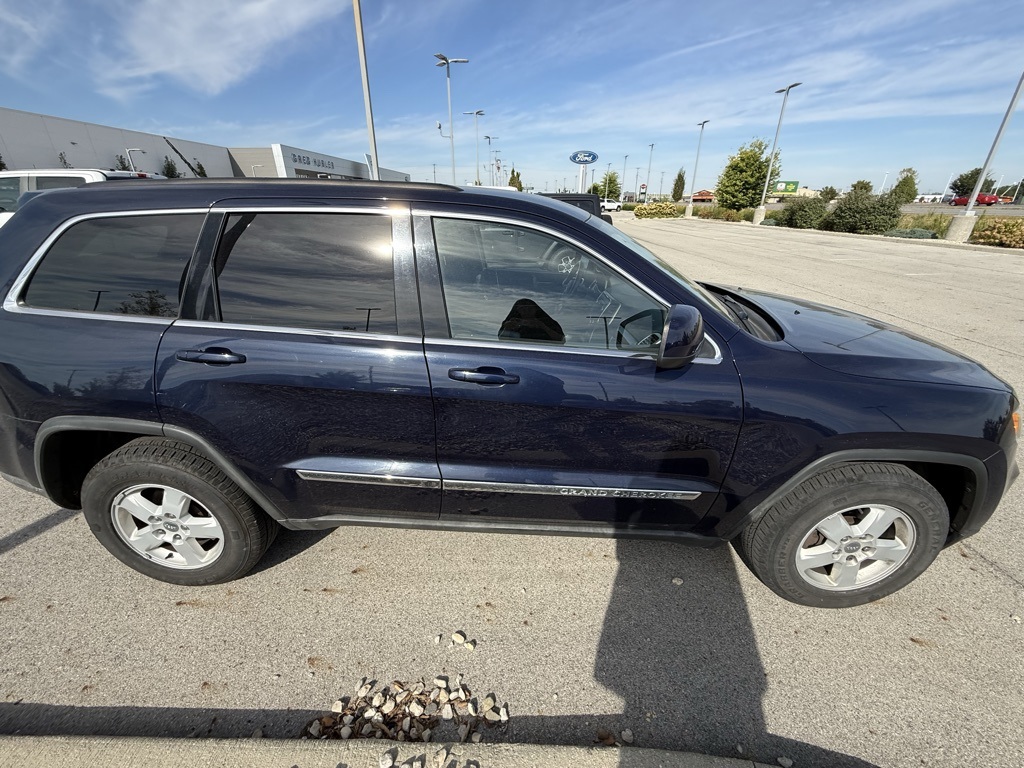 2012 Jeep Grand Cherokee Laredo photo 12