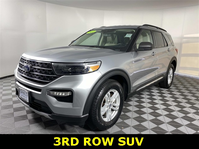 2022 Ford Explorer XLT photo 3