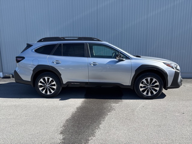 2025 Subaru Outback Limited photo 16