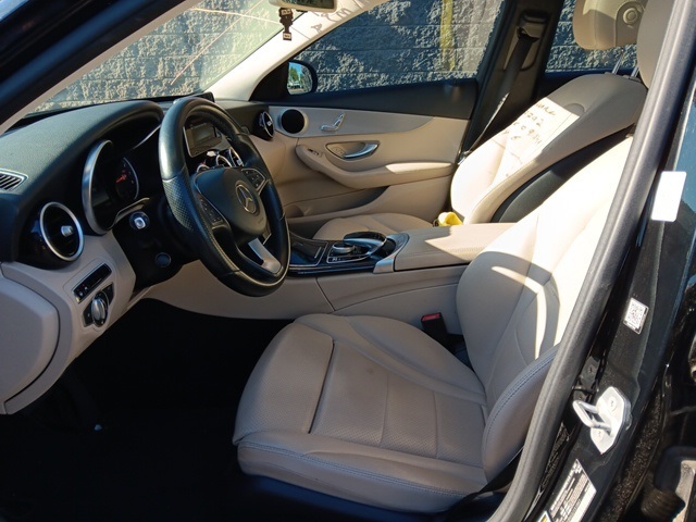 2016 Mercedes Benz C 300 photo 13