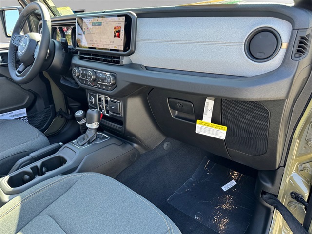 2025 Jeep Wrangler Sport S photo 4