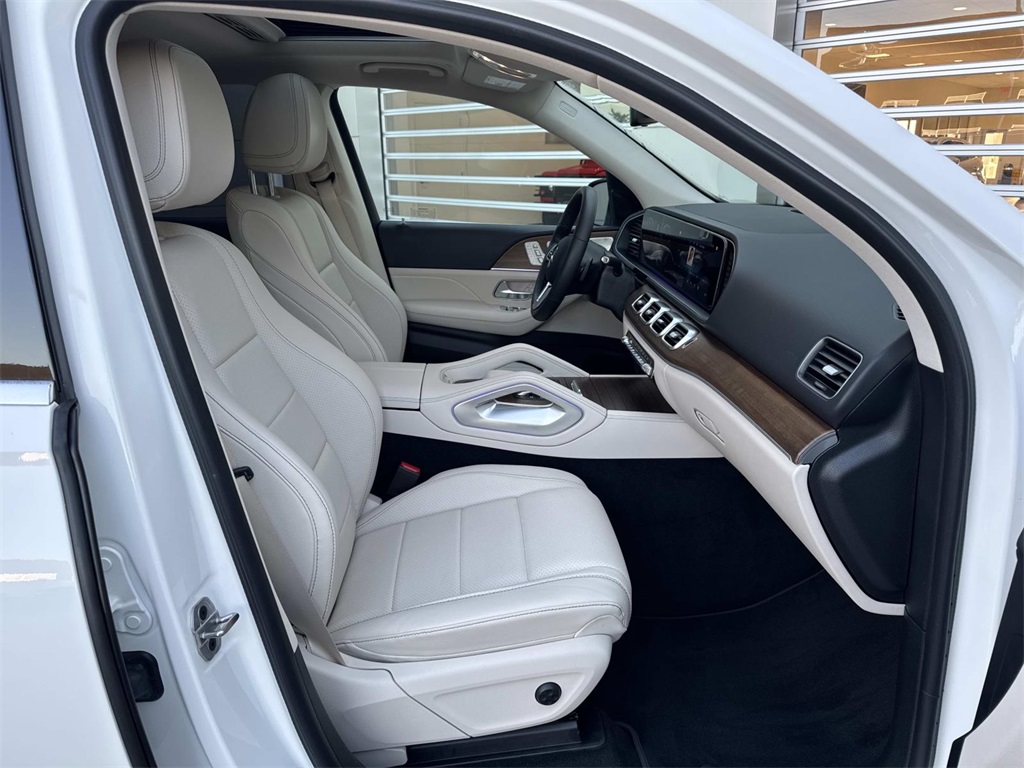 2022 Mercedes Benz GLE 350 4MATIC photo 6