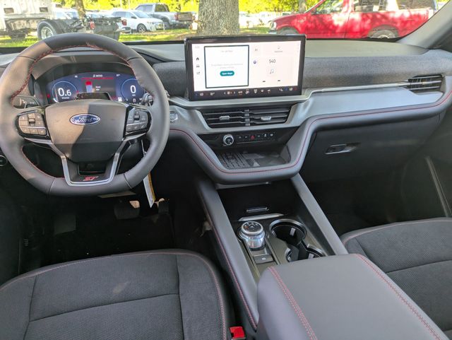 2025 Ford Explorer ST photo 23