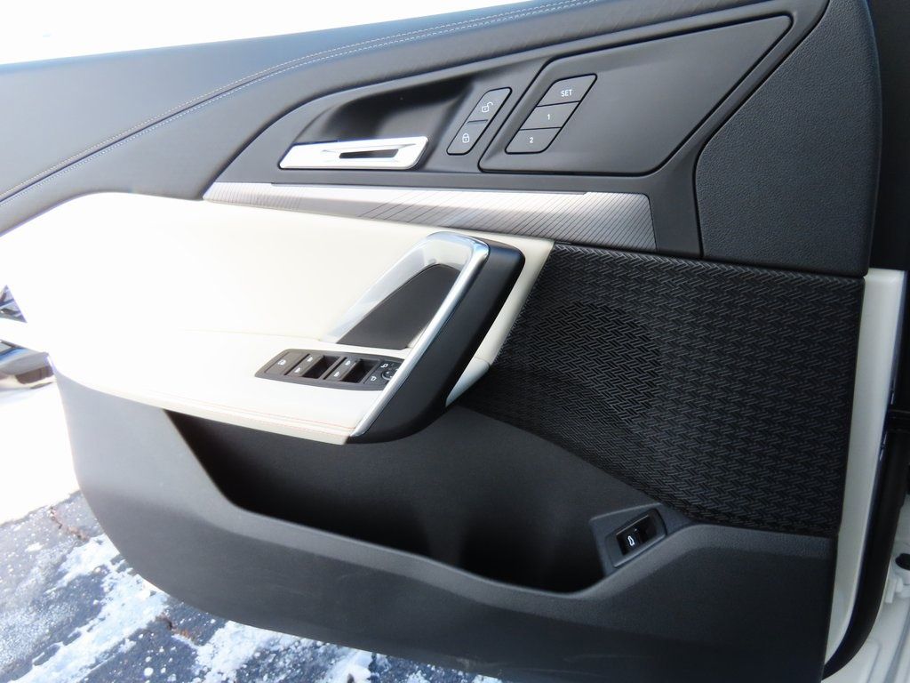 2025 Bmw X2 xDrive28i photo 35