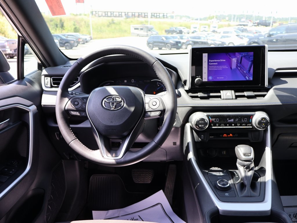 2024 Toyota RAV4 Hybrid SE photo 18