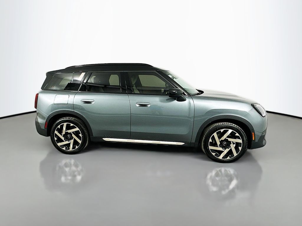 2025 Mini Countryman S ALL4 photo 2