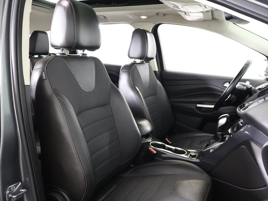 2013 Ford Escape Titanium photo 25