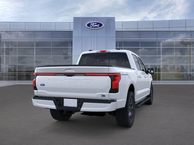 2025 Ford F-150 Lightning Lariat photo 8