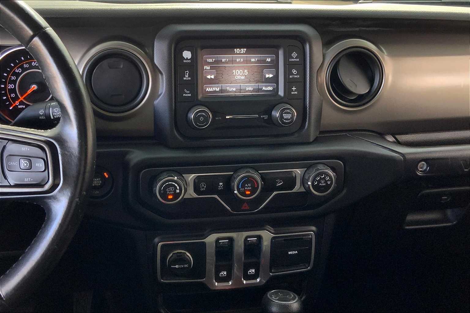 2018 Jeep Wrangler Sport S photo 6