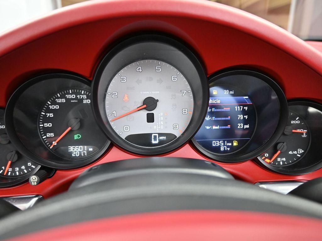 2014 Porsche 911 S photo 25