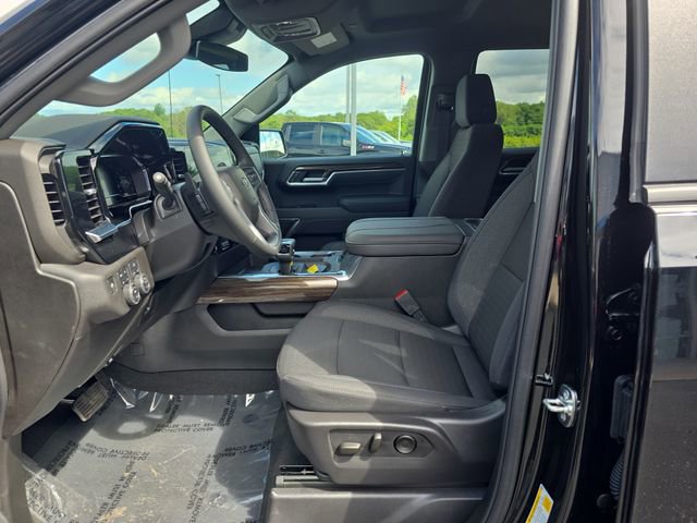 2025 Chevrolet Silverado 1500 RST photo 7