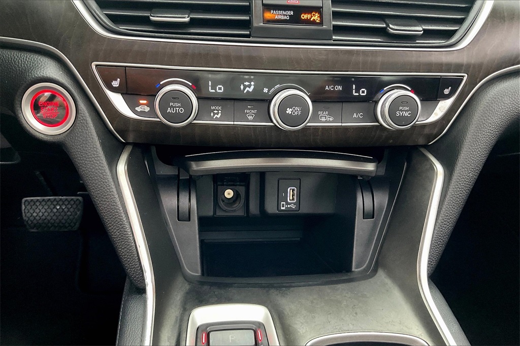 2018 Honda Accord EX-L 2.0T photo 32