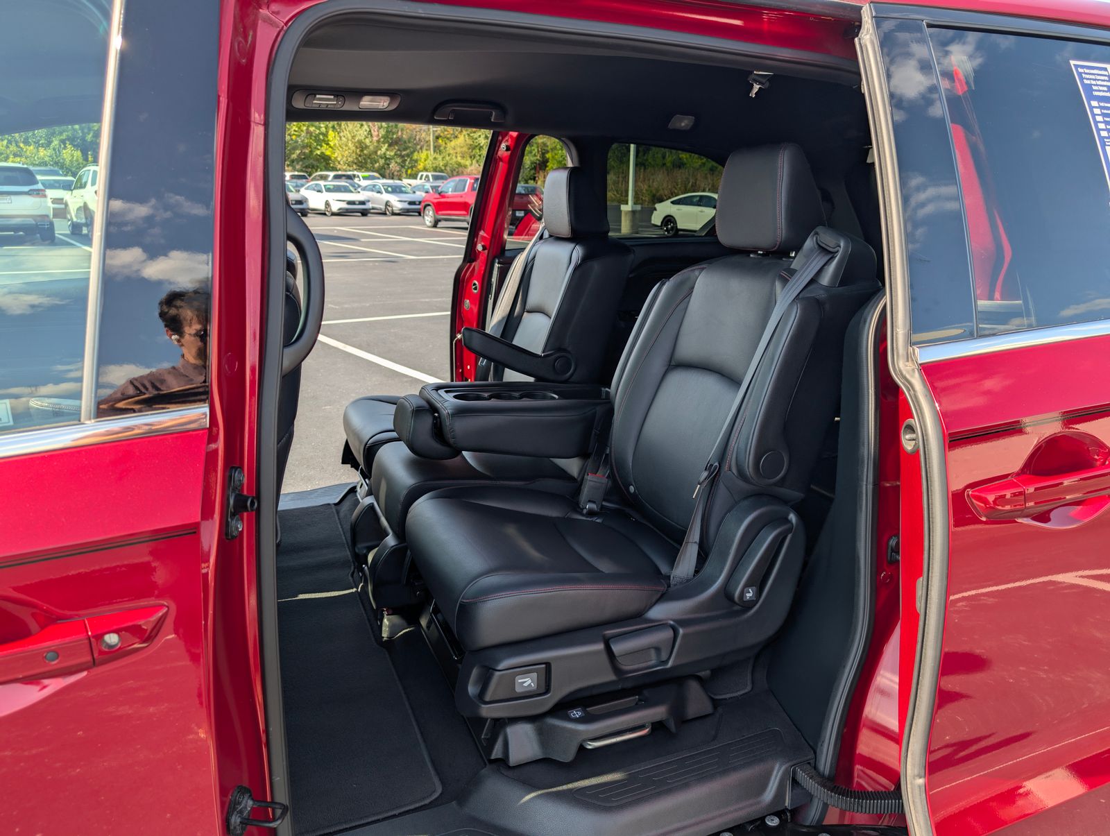 2024 Honda Odyssey Sport photo 28