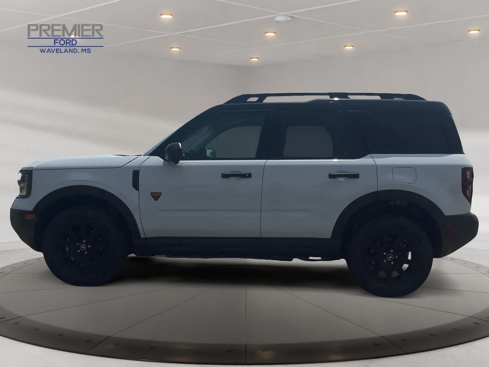 2025 Ford Bronco Sport Badlands photo 2