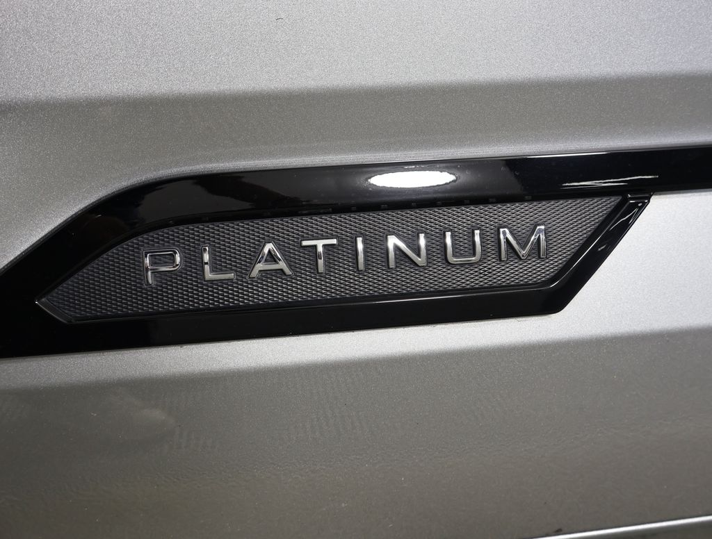 2024 Toyota Tundra Platinum photo 4