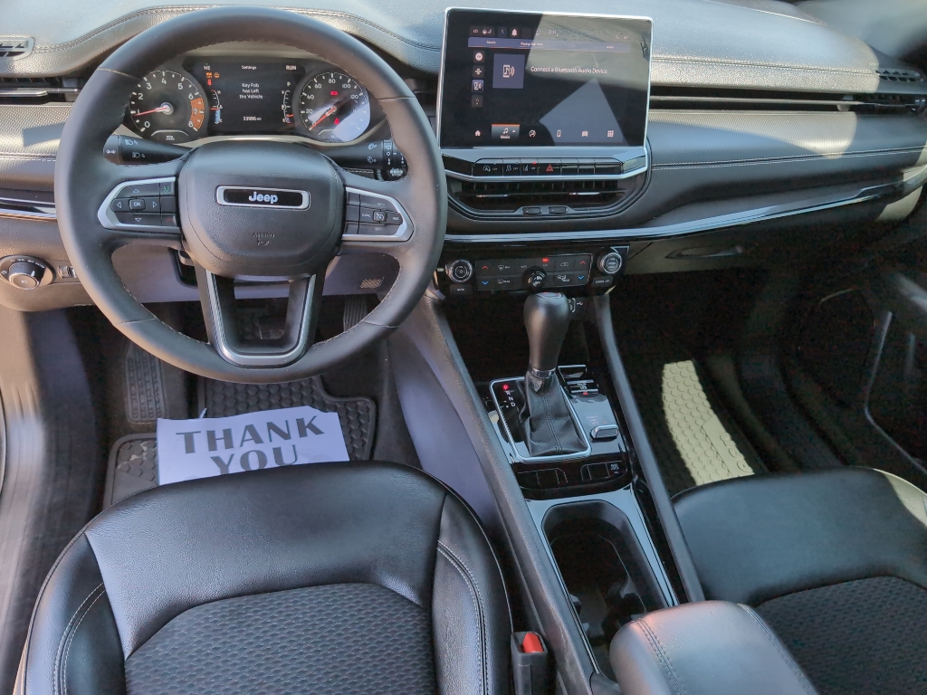 2023 Jeep Compass Altitude photo 12