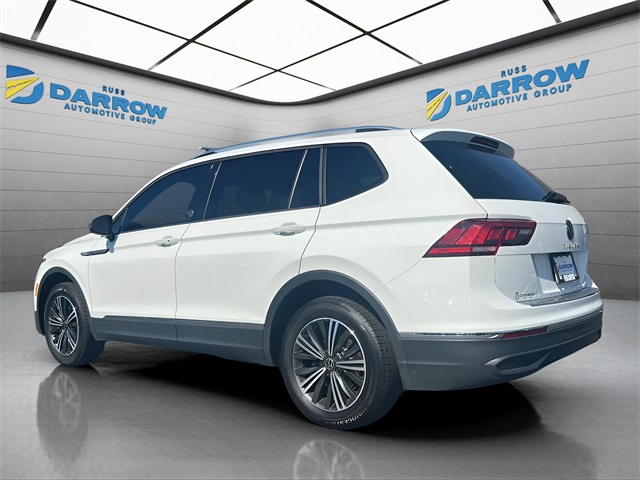 2024 Volkswagen Tiguan Wolfsburg Edition photo 2