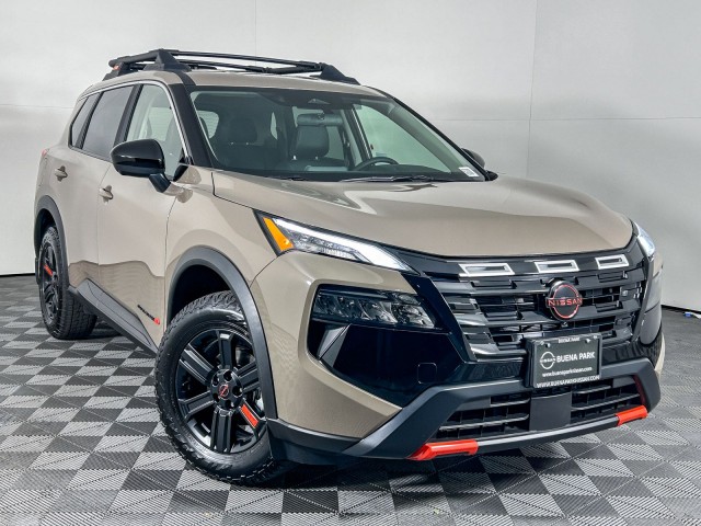 2025 Nissan Rogue Rock Creek