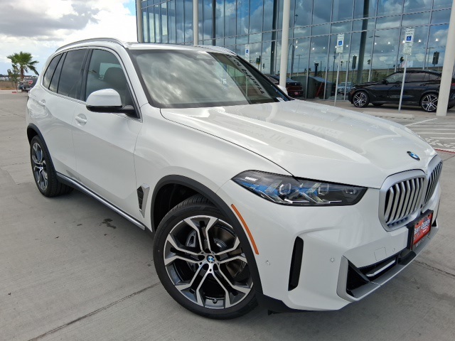 2026 BMW X5 40i's photo