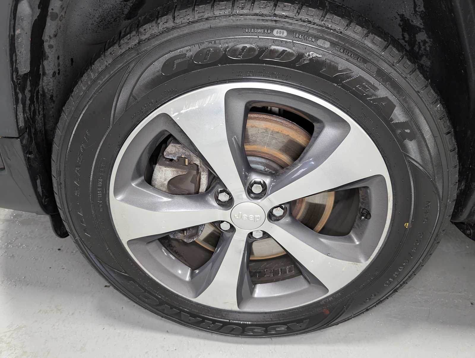 2019 Jeep Cherokee Limited photo 3