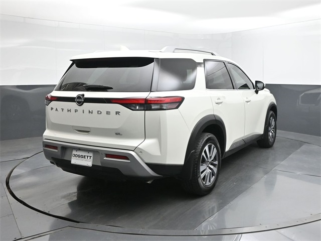 2022 Nissan Pathfinder SL photo 10