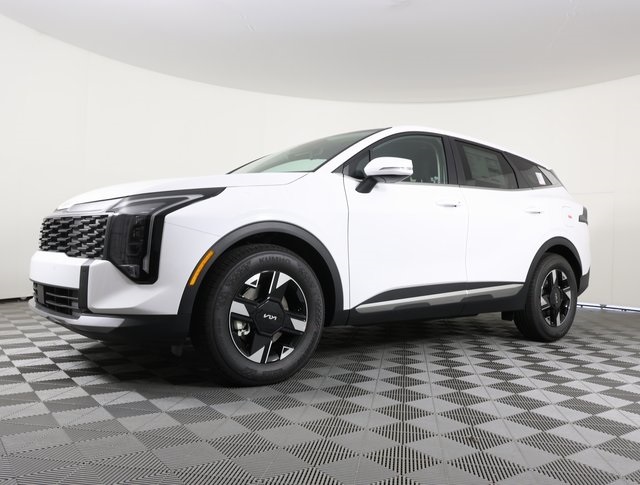 2026 Kia Sportage LX's photo